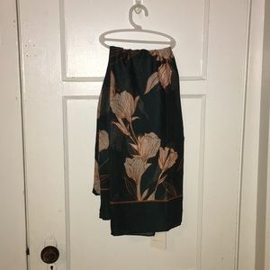 Green Autumn Flower Print Scarf